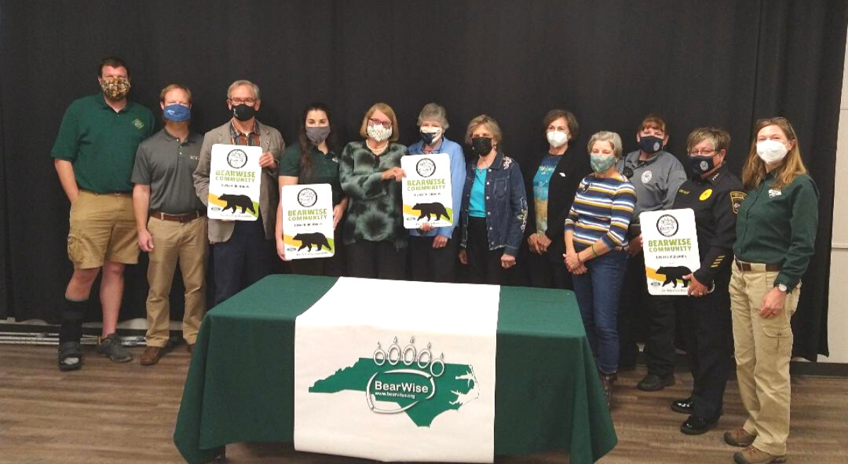 Highlands, NC Becomes the Country’s First BearWise Certified Town