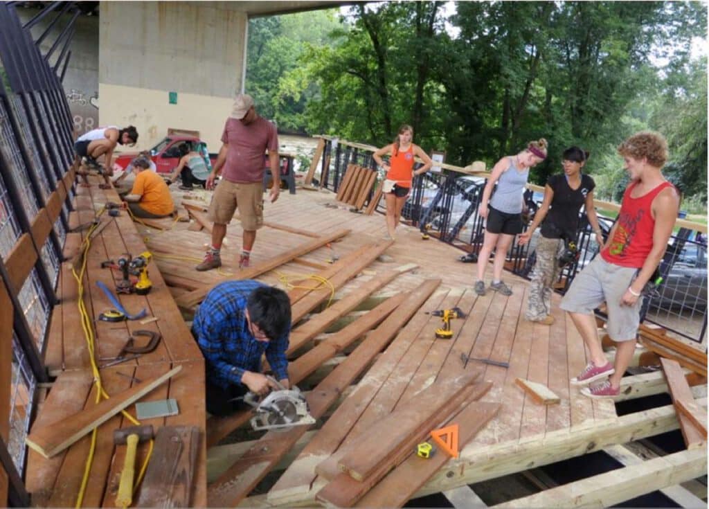 2013-13-Bones-Bridge-Assembly