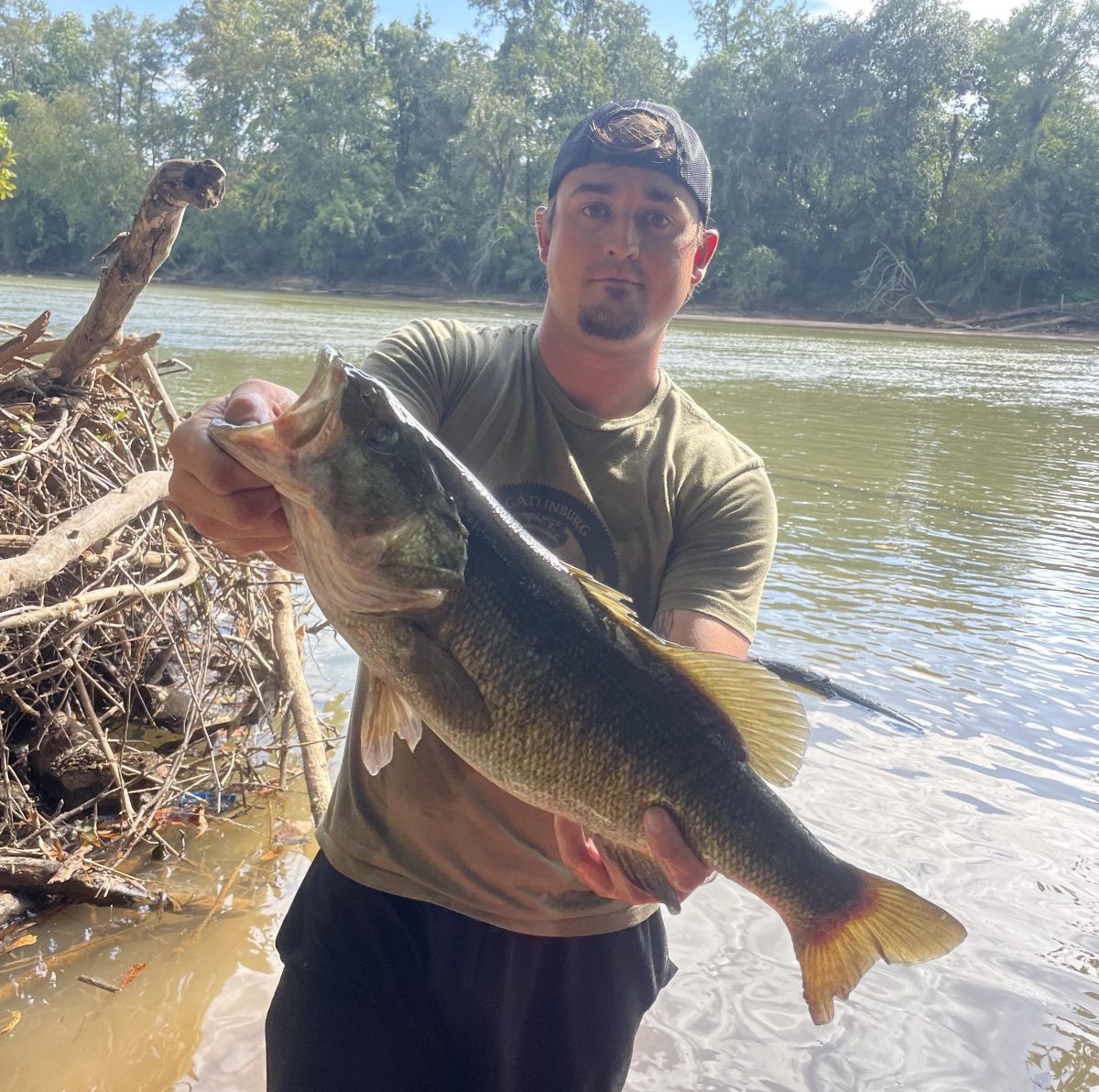 Jacob Hoyle 2025 Champ, with a 21 inch smallmouth bass